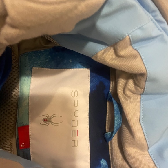 Spyder women's GORE-TEX ski jacket with a blue and white abstract pattern - Picture 2 of 3